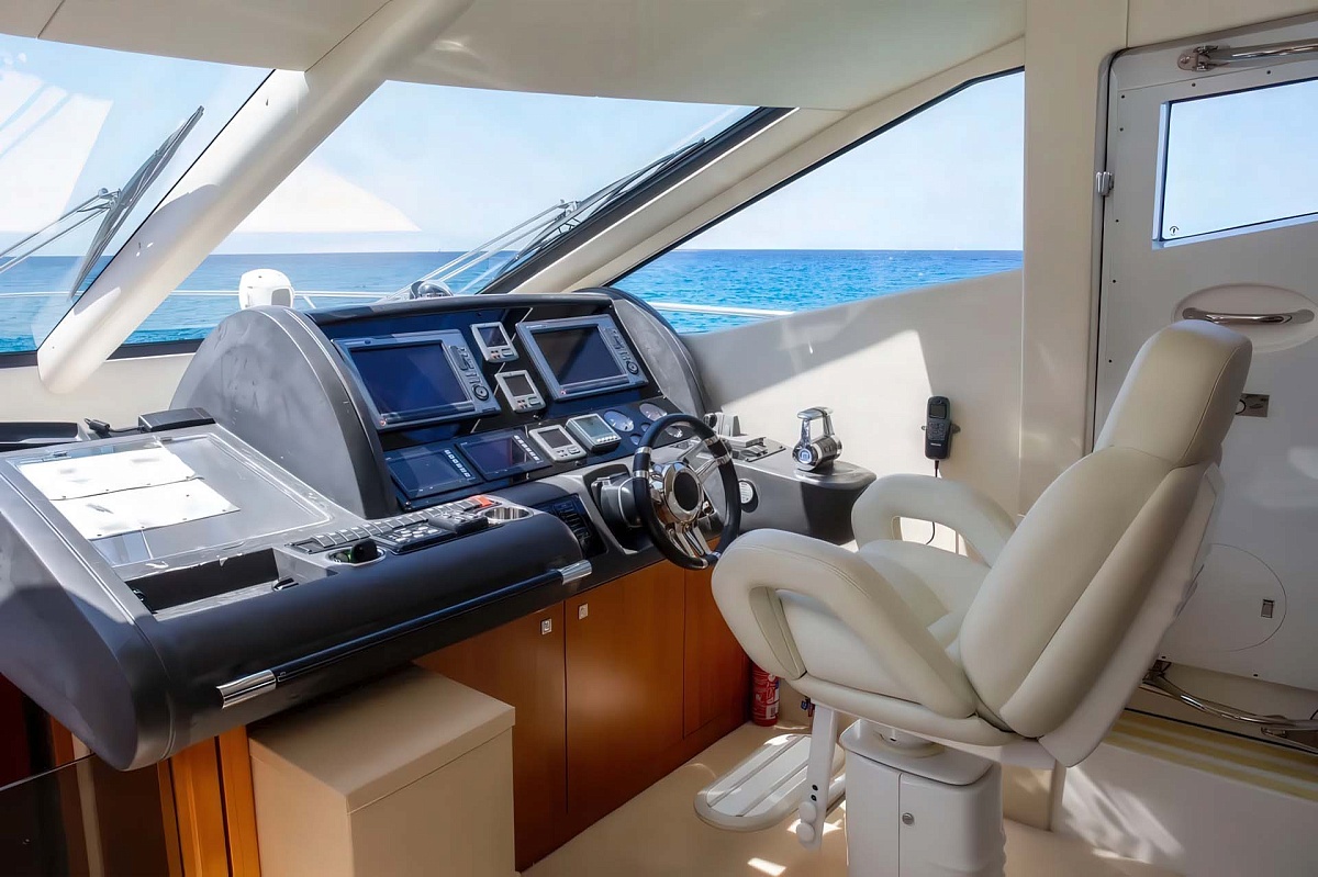 Аренда яхты Sunseeker Manhattan 63 на Майорке, Испания
